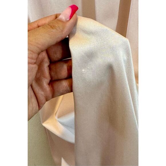 Vintage Vanity Fair Sexy Women's White Nightgown Small - Picture 2 of 13